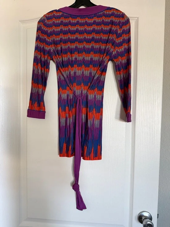BCBGMaxAzria Purple-Trim Multicolor Patterned Tunic. - Picture 6 of 10